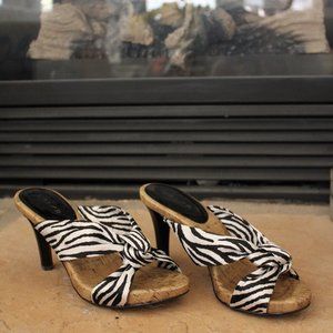 Unia Black and White Satin Heels